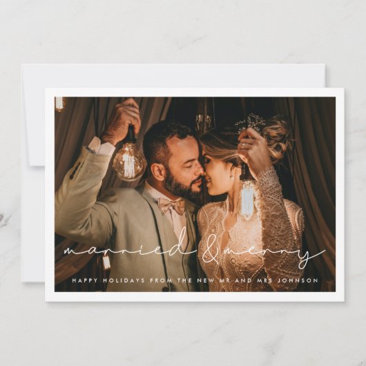 Getrouwd en vrolijk minimalistische kerstkaart kaart (Voorkant)
