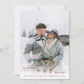 Getrouwd en vrolijk Nieuwgetrouwd Rood Vakantie Fo Feestdagenkaart (Voorkant)