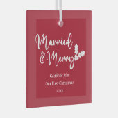 Getrouwd en Vrolijk Pas getrouwd Eerste Kerstmis R Glas Ornament (Voorkant Rechts)