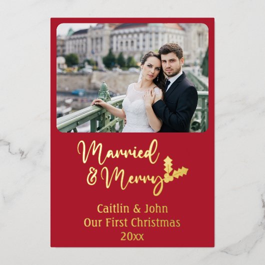 Getrouwd en Vrolijk Passen getrouwd Eerste Kerstmi Folie Feestdagenkaart (Voorkant)