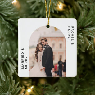 Getrouwd en vrolijk Photo Minimal Script Elegant Keramisch Ornament