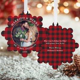 Getrouwd en vrolijk trouwfoto Red Plaid Ornament Kaart