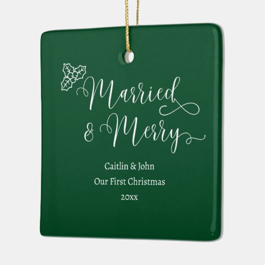 Getrouwd Merry Custom 1e Kerst Pas getrouwd Groen Keramisch Ornament (Links)
