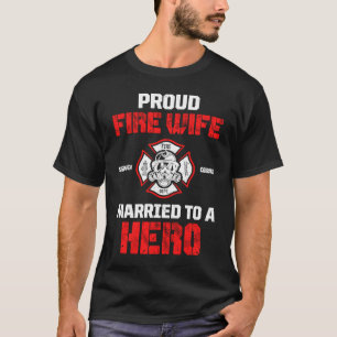 Getrouwd met een held trotse brandvrouw t-shirt