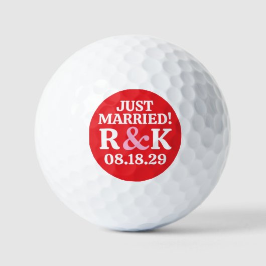 GETROUWD Monogram & Roze Ampersand, Rode Achtergro Golfballen (Voorkant)