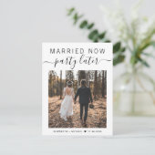Getrouwd Nu Feest Later Foto Huwelijk Aankondigingskaart (Staand voorkant)
