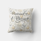 Getrouwd Vrolijk 1e Kerstmis Pas getrouwd Goud Orn Kussen (Achterkant)