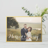 Getrouwd & vrolijk kerstvakantie foto gouden lijst feestdagenkaart (Staand voorkant)