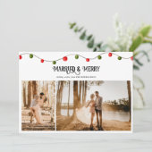 Getrouwd & Vrolijk Script Kerstmis Eenvoudige Foto Feestdagenkaart (Staand voorkant)