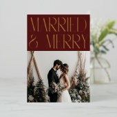 Getrouwd Vrolijke Moderne Vakantie Trouw Aankondig Folie Feestdagenkaart (Staand Voorkant)