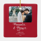 Getrouwd Vrolijke Passen getrouwd 1e Kerstmis Foto Keramisch Ornament (Achterkant)