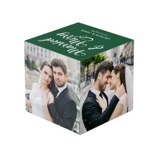 Getrouwde vrolijke Pas getrouwd eerste kerstgroene Kubus (Achter hoekig)