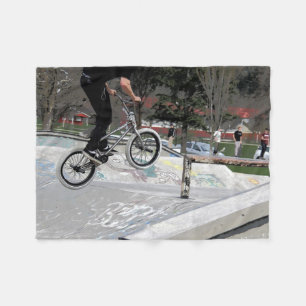 "Getting Air" BMX Rider Fleece Deken