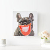 Getty Afbeeldingen | Een glimlende hond Vierkante Klok (Huis)