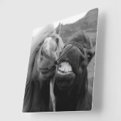 Getty Afbeeldingen | Melkpaarden Vierkante Klok (Hoek)