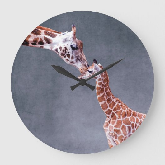 Getty Afbeeldingen | Moeder en Baby Giraffe Grote Klok (Voorkant)