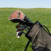 Getuigen vieren een volle maan tijdens Halloween Golfheadcover (Insitu)