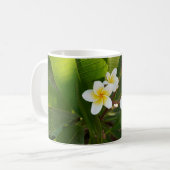 Geurige Frangipani Bloemen Koffiemok (Voorkant links)