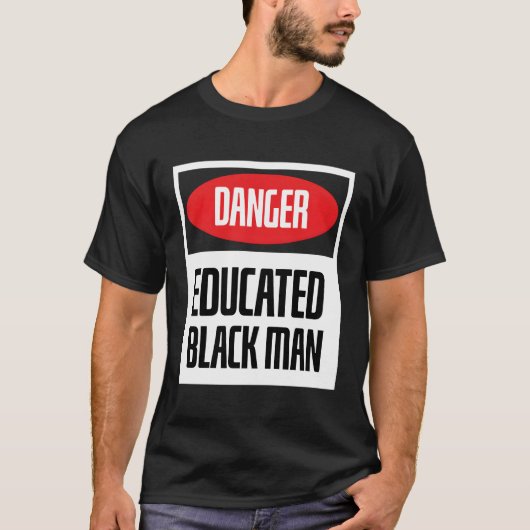 Gevaar geschoold zwart met zwarte kennis t-shirt (Voorkant)