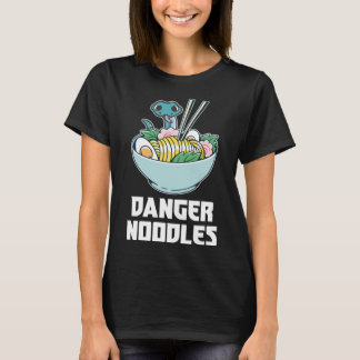 Gevaar Noodles, Snake Kawaii Anime Funny Ramen Sou T-shirt