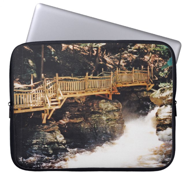 Gevaarlijk pad laptop sleeve (Voorkant)