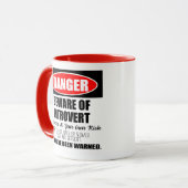 Gevaarlijk voor het Introvert-teken Mok (Voorkant links)