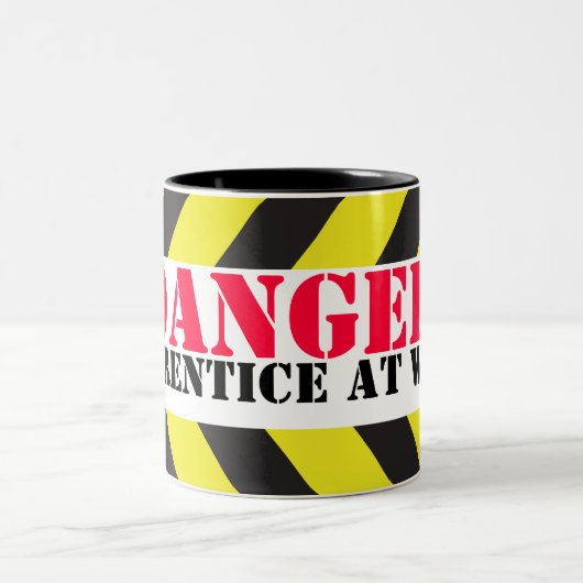 Gevaarlijke leerling op het werk mok van de werkne (Center)