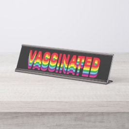 Gevaccineerde pride lgbt queer regenboog kleuren z bureau naambordje