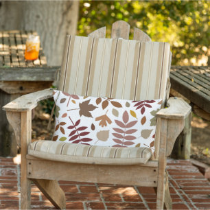 Gevallen Bladeren Lg Patroon Vallen Kleuren op Wit Buitenkussen