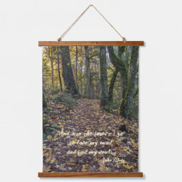 Gevallen bladeren op bosweg John Muir Quote Hangend Wandkleed