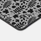 Gevallen bladeren RPT Patroon Zwart op Grijs Bureaumat (Hoek)