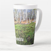 Gevallen boom in Herfstmos - Groot Gepersonaliseer Latte Mok (Rechterhoek)