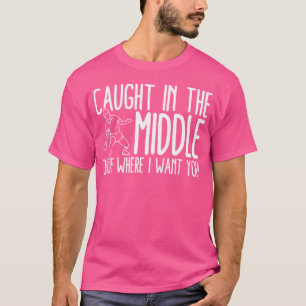 Gevangen in het midden van de tafel tennis ping po t-shirt