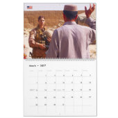 GEVECHTSPLOEG - Amerikaanse militaire gevechtsvrou Kalender (Mar 2027)