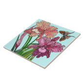Geverfde bloemen, iris en vlinder op munt tegeltje (Zijkant)