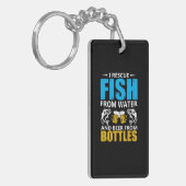 Gevist art I redt vis uit water Sleutelhanger (Voorkant Links)