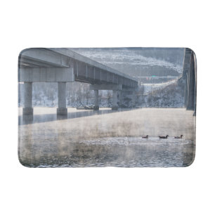 Gevist meer van Taneycomo Foggy Winter Badmat