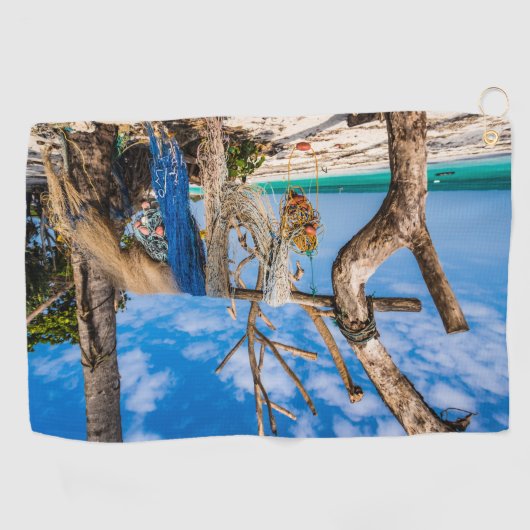 Gevist netten die op het strand drogen golfhanddoek (Horizontaal)