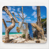 Gevist netten die op het strand drogen muismat (Voorkant)