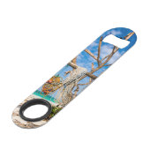 Gevist netten die op het strand drogen speed flessenopener (Voorkant Gekanteld)