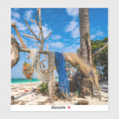 Gevist netten die op het strand drogen sticker (Vel)