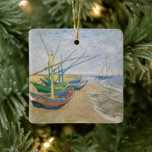 Geviste boten | Vincent van Gogh Keramisch Ornament<br><div class="desc">Vist Boats op het strand bij Saintes-Maries (1888) door de Nederlandse postimpressionistische kunstenaar Vincent Van Gogh. Origineel kunstwerk is een olie op het schilderij van de canvas, waarop verschillende vissersboten op de kust van de oceaan zijn afgebeeld. Gebruik de ontwerphulpmiddelen om douanetekst toe te voegen of het afbeelding te personaliseren....</div>