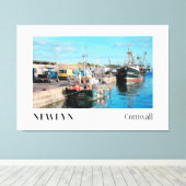 Geviste trawlers bij Newlyn Harbor, Cornwall Canvas Afdruk (Insitu (Houten vloer))