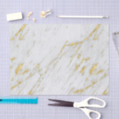 Gevlekte gouden glitter over wit marmer tissuepapier (Craft)