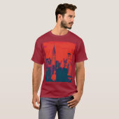 Gevlekte Pop Art Maroon Red New York City Kunstwer T-shirt (Voorkant volledig)