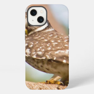 Gevlekte uil op ochtendvlucht. iPhone 13 hoesje