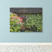 Gevleugelde cottage, Adare, County Limerick, Canvas Afdruk (Insitu (Houten vloer))
