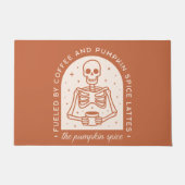 Gevoed door koffie en pompoen Spice Lattes Deurmat (Voorkant)