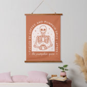 Gevoed door koffie en pompoen Spice Lattes Hangend Wandkleed (Slaapkamer)