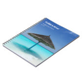 Gewatteerde paraplu op tropische strand bruiloft p notitieboek (Linkerzijde)